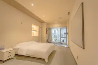 Whale Art Hotel