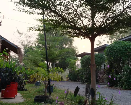 เช็คอินรีสอร์ท ชัยนาท โรงแรมในอำเภอเมืองชัยนาท