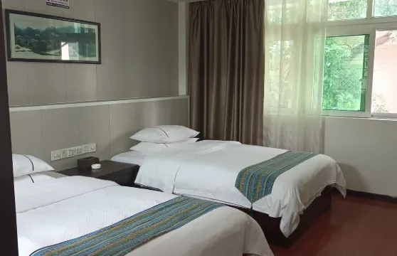 乳源雲門星客棧