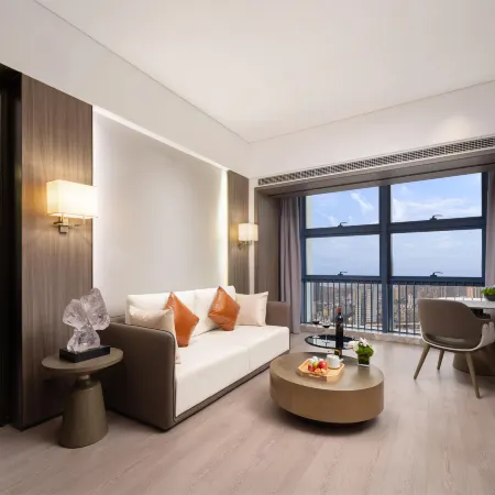EDORER Hotel (Bao'an Daqianli Branch), Shenzhen Отели рядом с достопримечательностью «Станция метро Pingzhou »