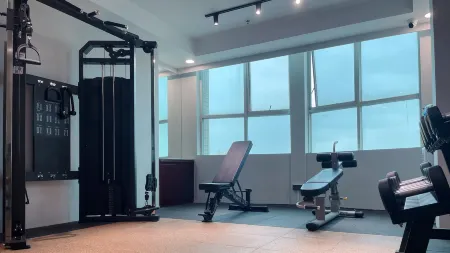 LERA HOTEL Отели рядом с достопримечательностью «The Yuen Yuen Taoist Temple Of Guangdong»