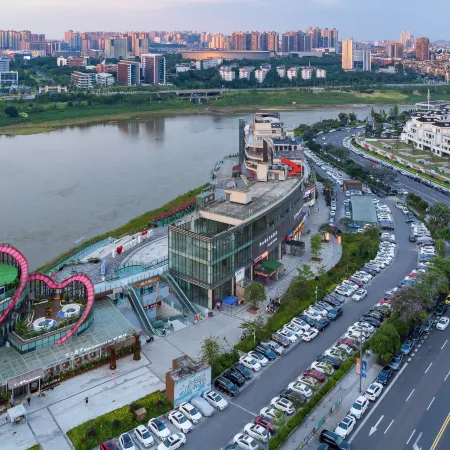 Petals&Sun Hotel (Luzhou Financial Center Mixc)