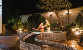 IvyRich Pool Villa Chiang Mai