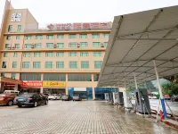 Nalanbo Yamansadian (Debao Passenger Transport Terminal) - Mountain view