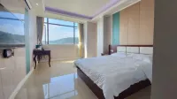 Pingfang Homestay (Huaiji Shidongzhen)