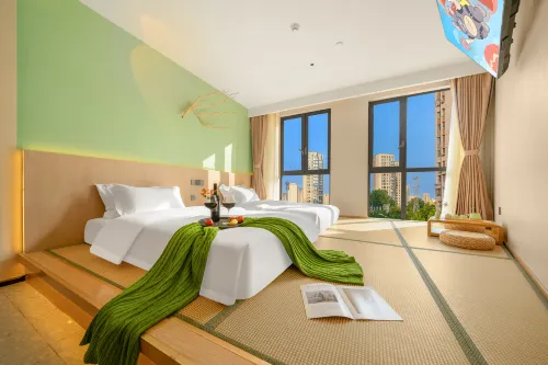 Tmall Elf Hotel (Wanda Branch, Licang District, Qingdao)