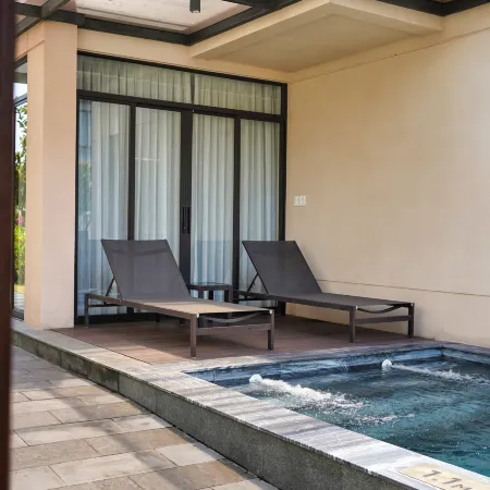 Seascape Villas In Long Beach Cam Ranh