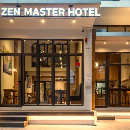 Zen Master Hotel Отели рядом с достопримечательностью «Станция BTS - Punnawithi»
