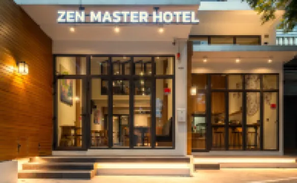Zen Master Hotel Hotels near BTS - Punnawithi