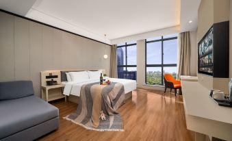 yage Hotel (Pinghu Wuyue Square Shengli Road)