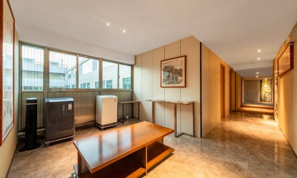 Jiaruicheng Art Hotel (Shenzhen North Railway Station Minzhi Branch)
