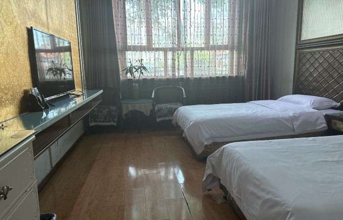 吉木薩爾眾成酒店