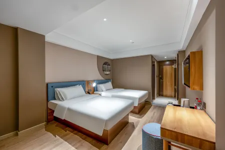 Homeinn · neo (Yunfu Bus Station Yihua International Plaza)