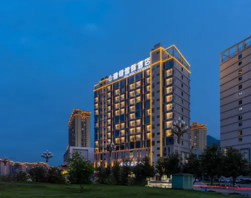 Xiangling International Hotel Hotel di Hezhang