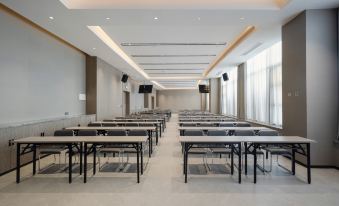 Echarm Hotel (Laibin Beizhan Zhenghe Pedestrian Street)