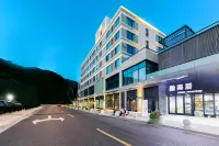 融海居民宿（寶龍天地半升洞碼頭店） 六本木附近的飯店