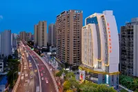 Vienna International Hotel Haikou West Station Xiuying Port Hotel in zona Haiqi Port Bus Passenger Transport Station