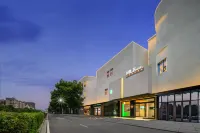 Mile Hotel (Nanhua University Branch)