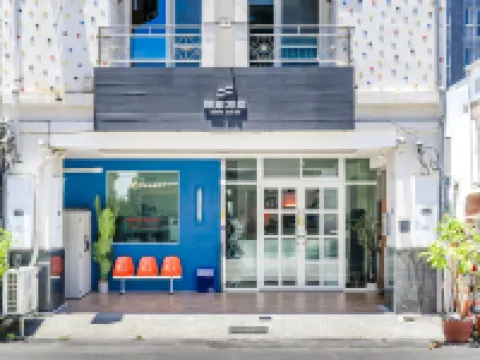 Oriental Blue Smart Stay Hotels near Donghai Sports Park