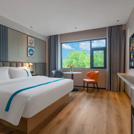 Gefei VX Hotel (North Square of Kunming Railway Station)