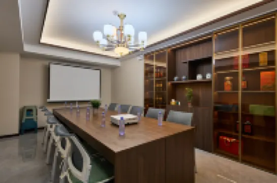 Floral Hotel·Yunxiju Viewing Hotel (Datong Ancient City Store)