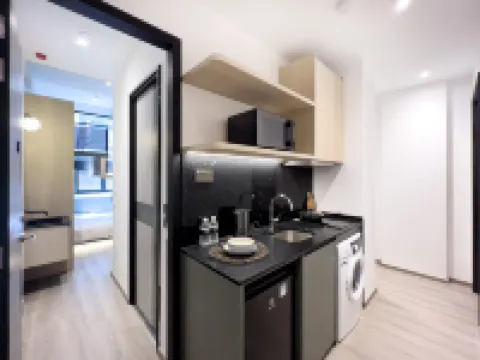 Coliwoo 268 River Valley - Co-Living Serviced Apartment