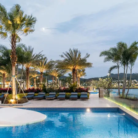 Springwoods Club Palm Tree Hotel