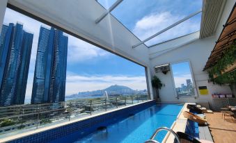 Hound Hotel Busan Station