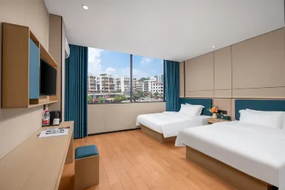 Yinuo Hotel (Guangzhou Jianggao Pedestrian Street Yida Plaza) Hotels near Baiyun Meihua Shopping Mall