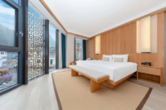 โรงแรมรีสอร์ทโลเฮาส์ ลี่เจียง (สาขา ถนนคนเดินซีเจีย อี้เถียน หยางซั่ว)