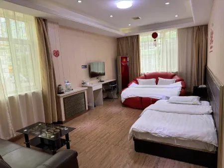 Yongji Lihao Business Hotel Отели рядом с достопримечательностью «Yongji Museum»