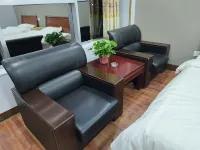 Lao Zhangjia Homestay - บริการรถรับส่ง