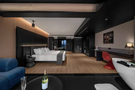 Yunyu High altitude Intelligent Observation Hotel (Chongqing Jiaotong University Six ) Отели рядом с достопримечательностью «Chongqing Institute of Engineering (Nanquan Campus)»