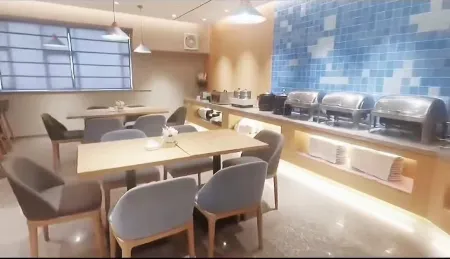 Homeinn Hotel (Tianjin Weidi Road City Cultural Center) Отели рядом с достопримечательностью «Tianjin Art Museum»