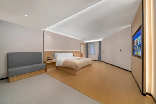 Jianman Hotel (Longyou South Gate Historical Block Store)