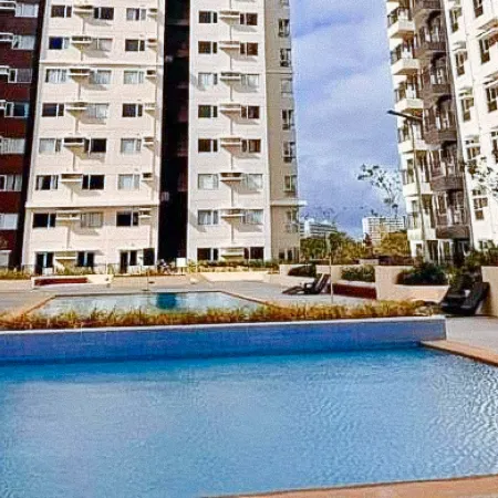 Avida Towers Atria by RedDoorz Отели рядом с достопримечательностью «Площадь Моло»