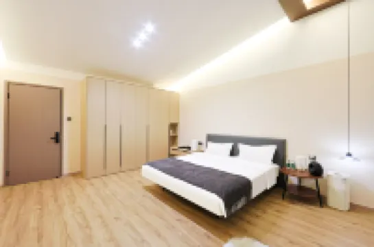 Xueyu Mountain Villa · Private Chalets · Single family townhouse hotel Hotels in Yongji