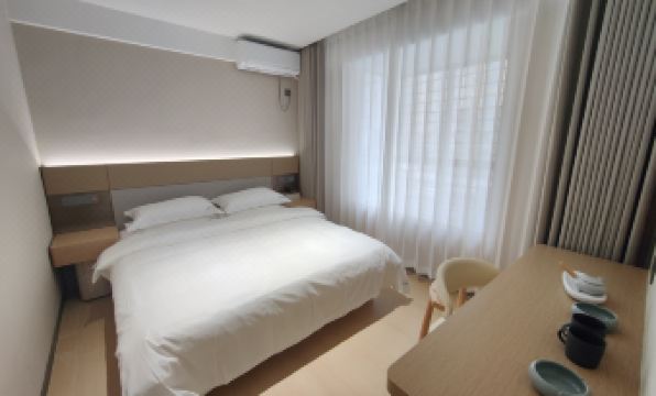 Qidian Apartment (Zhongjun World City)