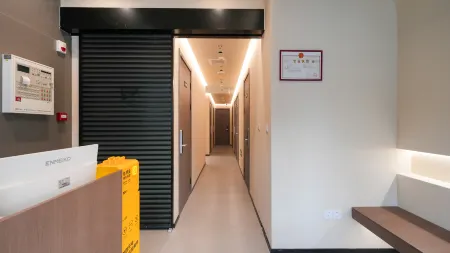 Sangqi Inn Отели рядом с достопримечательностью «Xuanwu Lake Scenic Area»