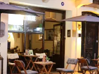 New Pera Hotel İstiklal Cd. yakınındaki oteller