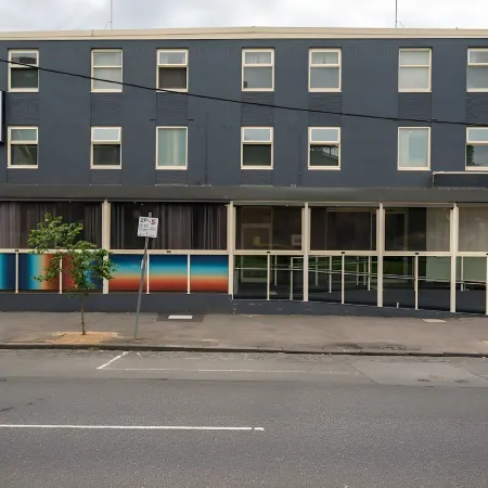 Miami Hotel Melbourne