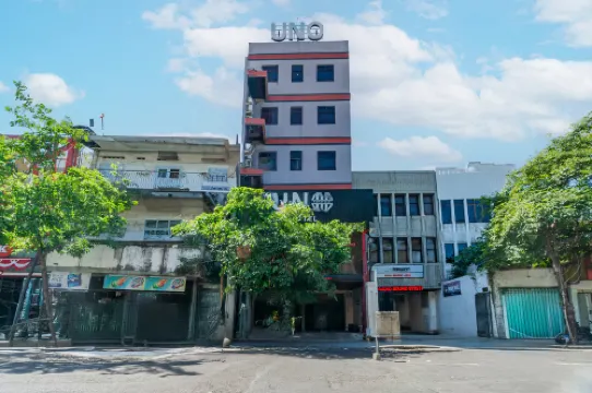 Hotel O Genteng Near Genteng Market Formerly Uno Hotel