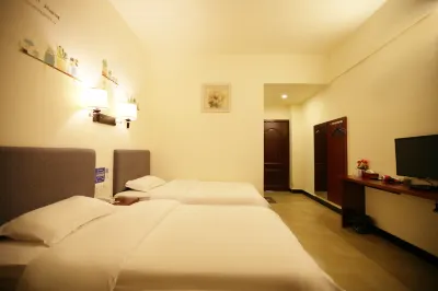 Lingchuan Baiyuan Flower Hotel Hotel in zona Lingchuan Gymnasium