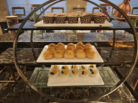 Hefei Lingguan Hotel Отели рядом с достопримечательностью «Anhui University of Chinese Medicine (Shaoquanhu New Campus)»