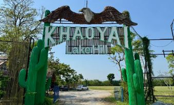 Khao Yai Lake Hill Resort