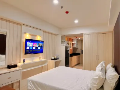 KUMU Warhol Apartment at Louis Kienne View Simpang Lima Semarang Hotels in South Semarang