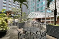 eL ROYALE by Farizi Rooms Hotels in 