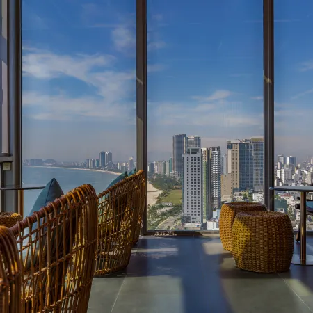 Le Sands Oceanfront Danang Hotel