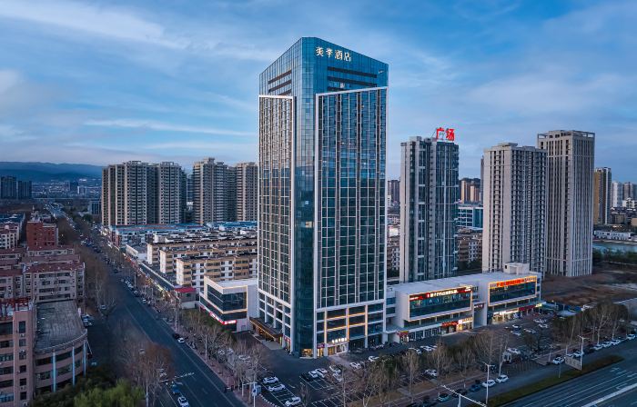 Meiji Hotel (Jiaozuo High-Speed Railway Station Wanda Plaza)