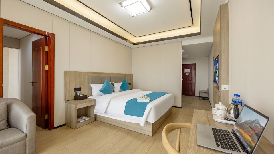 Cixi Jiabin Liangpin Hotel